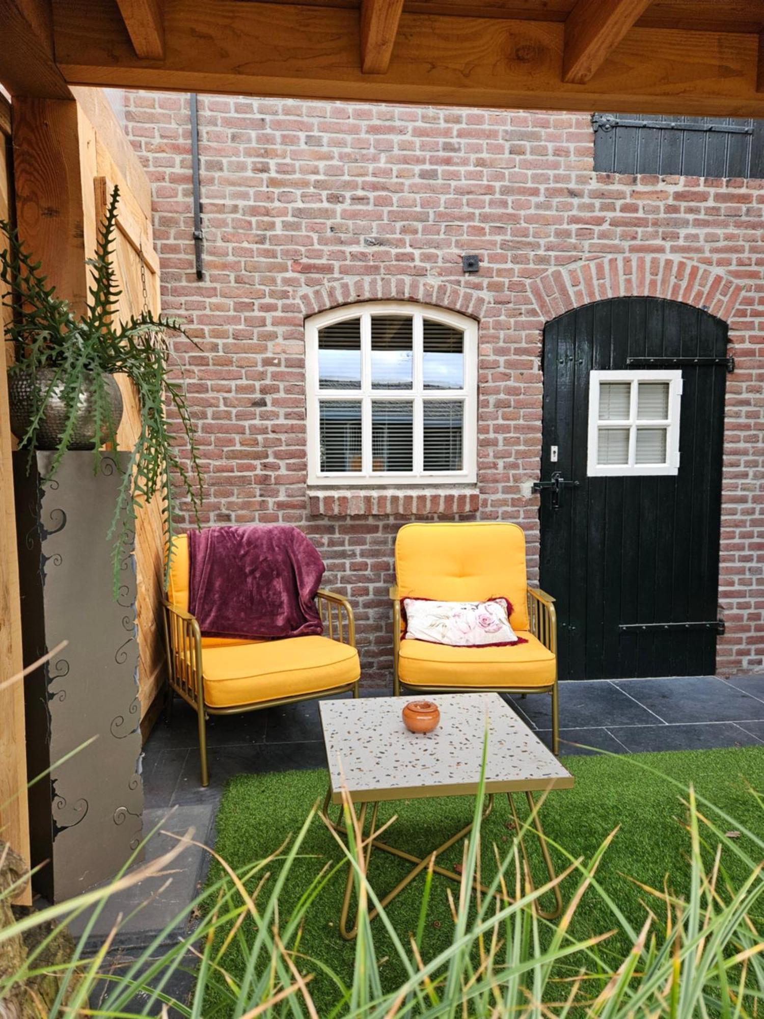 Bed En Box 3610 Bed & Breakfast Oirschot Eksteriør bilde